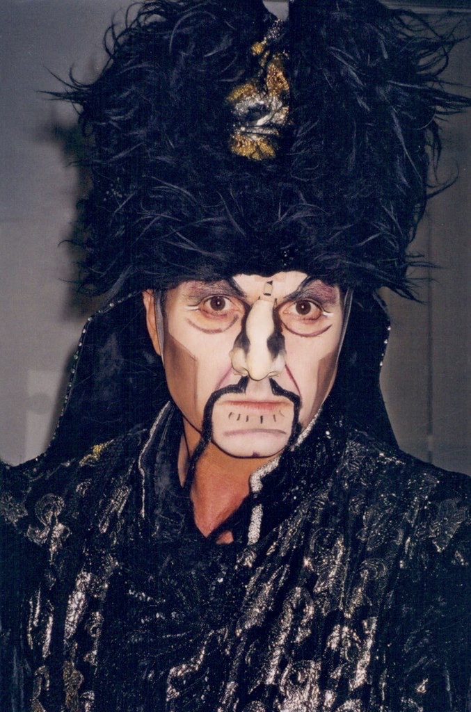 The scariest photo I could find of Fletch from when he played ABANAZAR in the UK pantomime ALADDIN
